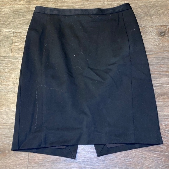 Express size 0 ladies black business skirt - Picture 1 of 5